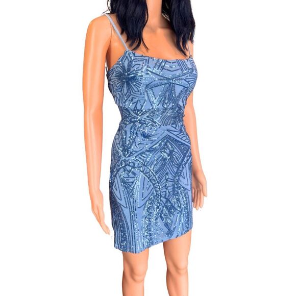 NWT Speechless Sequin Dress L Juniors (Fits XS) Blue Cage Back Bodycon NYE Party - Picture 3 of 7